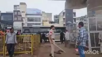 पलवल: आगरा चौक पर ईंट उठवाने आए किठवाड़ी के डिंपल से मजदूरों ने की मारपीट