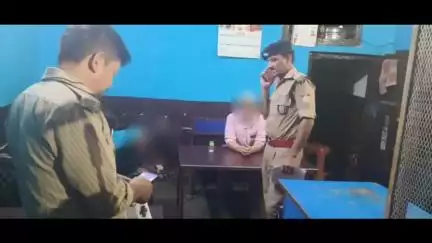 पिथौरागढ़: झुलाघाट थाना पुलिस ने दुकान में अवैध शराब बेचने वाले संचालक को किया गिरफ्तार