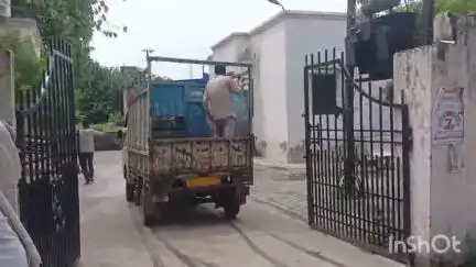 एटा: सड़क हादसे में घायल युवक की सैफई से अलीगढ़ ले जाते समय नगला पोता में हुई मौत, भाई ने दी जानकारी