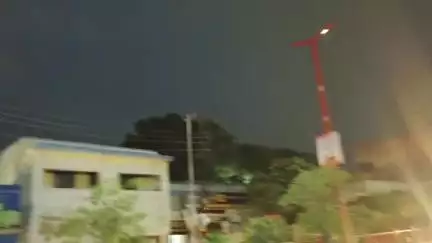 "अंधेरे में डूबी आस्था: रुड़की की स्ट्रीट लाइटें और प्रशासन की नज़रअंदाज़ी"