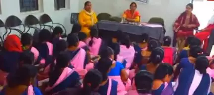 बैहर: छपरवाही में आंगनबाड़ी कार्यकर्ताओं की बैठक हुई आयोजित, 11 जुलाई से पोषण अभियान की होगी शुरुआत