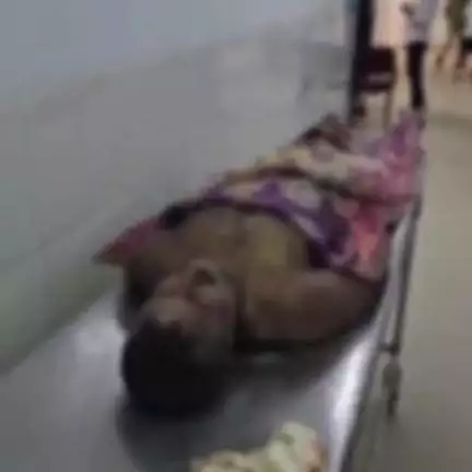 चंदवारा: चीलोडीह में घर से निकलते समय करंट लगने से बुजुर्ग की मौके पर ही मौत