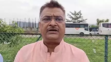 प्रशासन द्वारा सांसद मनीष जायसवाल जी को रोके जाने पर सुनिए सांसद महोदय ने क्या कहा।