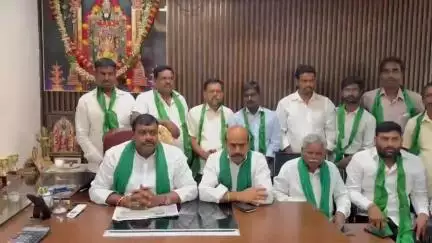 పటాన్​​చెరు: డంపింగ్ యార్డ్ విషయంలో రాజకీయాలు వద్దు : బీఆర్ఎస్ రాష్ట్ర నాయకుడు చిమ్ముల  గోవర్ధన్ రెడ్డి