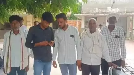 शाहजहांपुर: कांट थाना क्षेत्र के डींगुरपुर गांव में फसल की रखवाली करने जा रहे किसान को अज्ञात वाहन ने मारी टक्कर, मौके पर हुई मौत