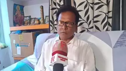 ଜଗତସିଂହପୁର: ପୁରୁଣା କୋର୍ଟଛକରେ ଟ୍ରାଫିକ ପୋଲିସ ମୃତୟନ ଦାବିକରି ସିପି କାର୍ଯ୍ୟଳୟରେ ପ୍ରତିକ୍ରିୟା ରଖିଲେ ପୁର୍ବତନ ସାଂସଦପାର୍ଥି ,ଦଳିତନେତା ଶଙ୍କର ଦାଶ