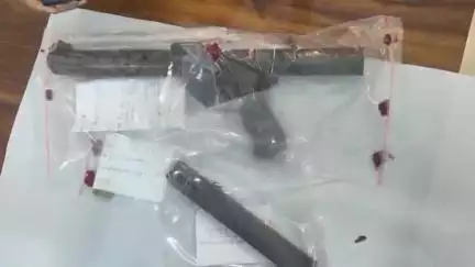 বহরমপুর: হরিহরপাড়ায় আগ্নেয়াস্ত্রসহ গ্রেপ্তার তৃণমূল নেতা, এইবার অরিজিনাল তৃণমূল নেতা হতে পারল বহরমপুরে কটাক্ষ অধীরের