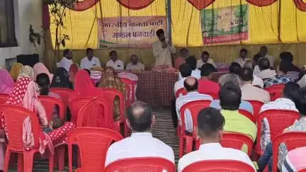 शाजापुर: रिछोदा से पिंदोनिया देवनारायण मंदिर मार्ग पर 'एक पौधा माँ के नाम' से वृक्षारोपण, MLA शाजापुर थे मुख्य अतिथि