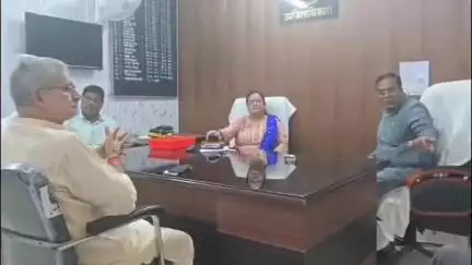 तमकुही राज: तमकुहीराज में फाजिलनगर के विधायक ने एसडीएम से मुलाकात की, बहुदेशीय हब की अड़चन को दूर करने पर हुई चर्चा