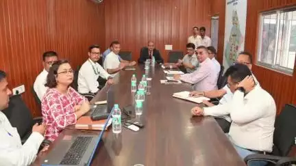 মঙলদৈ ভাগ: মঙলদৈত নিৰ্মাণ হৈ থকা অসম দক্ষতা বিশ্ববিদ্যালয়ৰ নিৰ্মাণস্থলী পৰিদৰ্শন কৰে অসম চৰকাৰৰ মুখ্য সচিবে