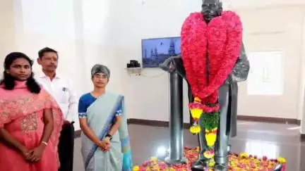 மதுராந்தகம்: இரட்டைமலை சீனிவாசனின் நினைவு மண்டபத்தில், மாலை அணிவித்து மரியாதை செய்த ஆட்சியர் மற்றும் திருப்போரூர் MLA