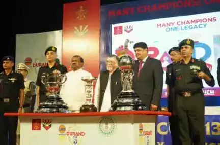 गोलमुरी-सह-जुगसलाई: जमशेदपुर: डूरंड कप ट्रॉफी का अनावरण, सोनारी में राज्यपाल हुए शामिल