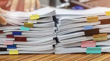शख्स ने ₹80,000 खर्च कर सरकारी विभाग में डाली RTI, इतने पन्नों में मिला जवाब कि पढ़ते-पढ़ते निकल जाएंगे कई साल!