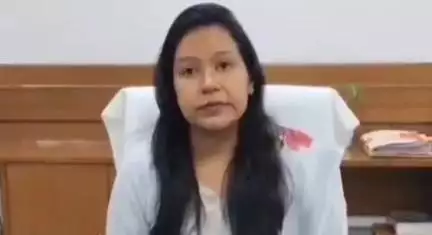 पंचकूला: जिला सचिवालय में उपायुक्त मोनिका गुप्ता ने समाधान शिविर में सुनी 7 लोगों की समस्याएँ, अधिकारियों को दिए निर्देश