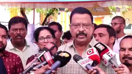 ଭୁବନେଶ୍ବର ମ୍ୟୁନିସିପାଲଟି କର୍ପୋରେସନ: ବିଜେପି ରାଜ୍ୟ ସଭାପତି ନିର୍ବାଚନ ନେଇ ବିଜେପି ରାଜ୍ୟ କାର୍ଯ୍ୟାଳୟରେ ପ୍ରତିକ୍ରିୟା ରଖିଲେ ରାଜଶ୍ଵ ମନ୍ତ୍ରୀ ସୁରେଶ ପୂଜାରୀ