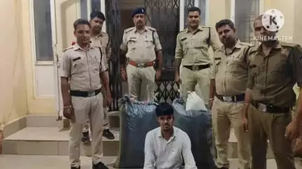 जीरन: चीताखेड़ा चौकी पुलिस ने कार से अफीम व डोडाचूरा किया ज़ब्त, एक तस्कर गिरफ्तार