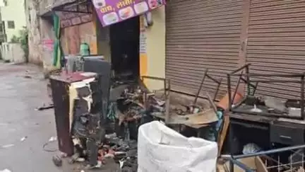 भाटापारा: भाटापारा शहर थाना क्षेत्र में एक चाय दुकान में लगी आग, पुलिस जांच में जुटी