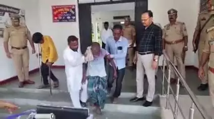 भिनगा: एसपी ऑफिस भिनगा में जनता दर्शन में एसपी ने सुनी जन समस्याएं, दो दिव्यांगजनों को दी ट्राईसाइकिल