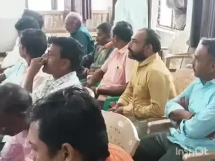 ಹುಮ್ನಾಬಾದ್: ಹಡಪದ ಅಪ್ಪಣ್ಣ ಜಯಂತಿ ಬಗ್ಗೆ ಅಧಿಕಾರಿಗಳ ಅಸಡ್ಡೆ : ಪಟ್ಟಣದಲ್ಲಿ ಹಡಪದ ಅಪ್ಪಣ್ಣ ಸಮಾಜ ಅಧ್ಯಕ್ಷ ಶಿವಶಂಕರ ಹಡಪದ ಬೇಸರ