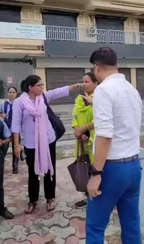 बहरोड़: बहरोड नेशनल हाईवे पर 100 बच्चों से भरी बस का पहिया निकला, एक्सल टूटने से हुआ हादसा, सभी बच्चे सुरक्षित