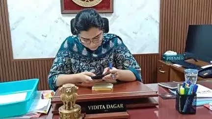 छतरपुर नगर: बागेश्वर धाम के पास पेड़ से लटके मिले दो शव, इलाके में फैली सनसनी, पुलिस जांच में जुटी