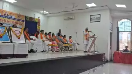 છોટાઉદેપુર: દરબાર હોલ ખાતે નવનિયુક્ત સરપંચોનો સન્માન સમારો કાર્યક્રમ યોજાયો, સાંસદ સહિત આગેવાનો ઉપસ્થિત રહ્યા.