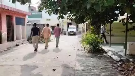 बुलंदशहर: वलीपुरा नहर पर तेज रफ्तार बाइक लटक रहे एक तार से टकराई, बाइक खाई में गिरी, युवक की हुई मौत
