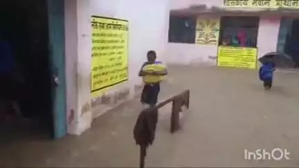 बेमेतरा: बेमेतरा शहर में हुई अच्छी बारिश से वार्ड क्रमांक 12 का शासकीय नवीन स्कूल परिसर लबालब, स्कूली बच्चों को हुई परेशानी