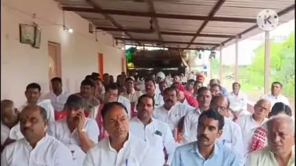 बड़ौद: ग्राम बरगड़ी स्थित श्री कृष्ण गोशाला में अखिल भारतीय सोंधिया राजपूत की प्रदेश स्तरीय बैठक हुई आयोजित