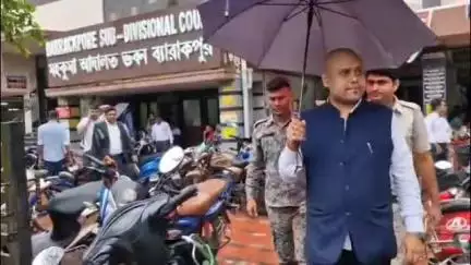 ব্যারাকপুর ২: ব্যারাকপুরের বেসরকারি হাসপাতালে গন্ডগোলের ঘটনায় ব্যারাকপুর আদালত থেকে জামিন নিলেন বিজেপি নেতা কৌস্তব বাগচী