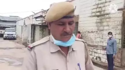 गंगापुर: गंगापुर सिटी जयपुर हाईवे पर डिवाइडर से टकराने से बाइक सवार की मौत, परिजनों का रो-रो कर हुआ बुरा हाल