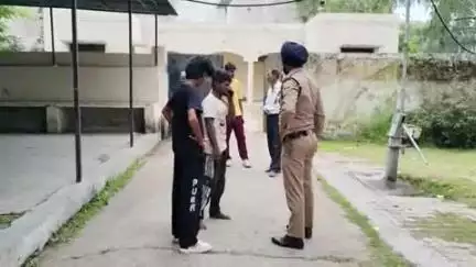 रूड़की: मेहवड़ गांव के पास किसी अज्ञात वाहन ने एक महिला को मारी टक्कर, महिला की मौके पर हुई मौत