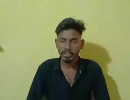 मेरे सभी ग्राम के युवा साथियों से निवेदन है कि हमारे अधिकारों की लड़ाई में शामिल होने के लिए कल सुबह 11:00 बजे ग्राम पंचायत अर्रोन में उपस्थित रहें। यह लड़ाई किसी एक व्यक्ति की लड़ाई नहीं है लड़ाई किसी जनप्रतिनिधि से लड़ाई नहीं है लड़ाई सड़