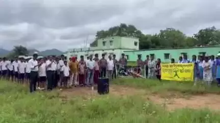 କଣ୍ଟାବାଞ୍ଜି: ବେଳପଡ଼ା ରେ ଶ୍ରମିକ ଶକ୍ତି ସଂଘ ତରଫରୁ ୭୬ତମ ବନ ମହୋତ୍ସବ ପାଳିତ