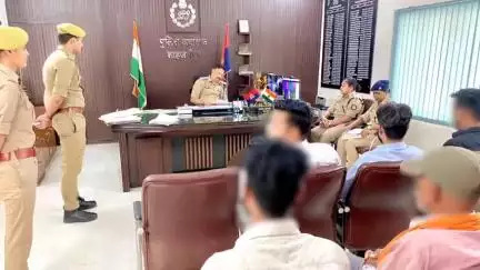 शाहजहांपुर: शाहजहांपुर में जनसुनवाई में पुलिस अधीक्षक ने सुनी पीड़ितों की समस्याएं, त्वरित कार्रवाई के दिए निर्देश
