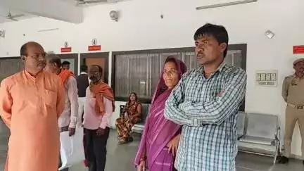 खलीलाबाद: ग्राम रसूलपुर मिश्रौलिया में दबंग लोग लाठीडंडा और हथियार के बल पर मेरी जमीन पर कर रहे हैं कब्जा, जिलाधिकारी से की शिकायत