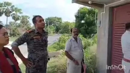 मढ़ौरा: बिक्रमपुर में पुलिस ने स्पिरिट कारोबारी के घर को किया सील