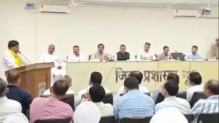 नूह: बृजमंडल जलाभिषेक व कांवड़ यात्रा को लेकर लघु सचिवालय में डीसी और एसपी ने पीस कमेटी के साथ की बैठक