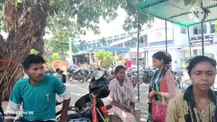 साहिबगंज: धोबी झरना स्थित मूक बधिर विद्यालय की छात्रा की हुई मौत, परिजनों ने सदर अस्पताल में विद्यालय प्रबंधन पर लगाए गंभीर आरोप