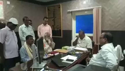 ଜଗତସିଂହପୁର: ହାତୀ ଯୋରର ପାଣି ନିଷ୍କାସନ ସମସ୍ୟାକୁ ନେଇ ତହସିଲଦାରଙ୍କ ଦ୍ୱାରସ୍ଥ ହେଲା ନବନିର୍ମାଣ କୃଷକ ସଙ୍ଗଠନ #jansamasya