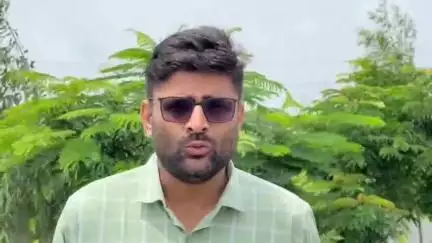 ભેસાણ: ગઈકાલે રાજપીપળા જિલ્લા અદાલતની બહાર નર્મદા જિલ્લા પોલીસ દ્વારા ગોપાલ ઇટાલીયાને રોકવામાં આવ્યા તે બાબતે પ્રતિક્રિયા આપી