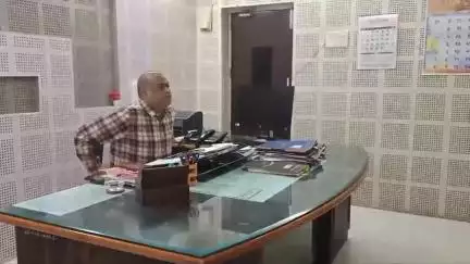 धुळे: मुस्लिम ओबीसी एबीसी संघर्ष समिती वतीने विविध मागणीसाठी जिल्हाधिकारी कार्यालयात अप्पर जिल्हाधिकारीना देण्यात आले निवेदन