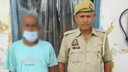 रामपुर: सोमवार को थाना गंज क्षेत्र से शराब तस्करी मामले में पुलिस ने एक वारण्टी आरोपी को किया गिरफ्तार