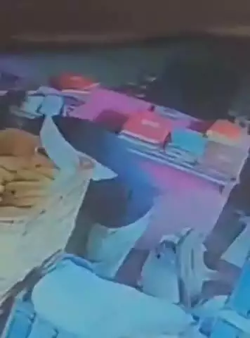 टोडाभीम कस्बे में आम खरीद रहे रिटायर कर्मचारी के बैग से अज्ञात चोर ने ₹32 हजार लेकर किया फरार
