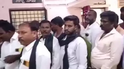 మంత్రాలయం: హెచ్ మురవణి లో దళితుడి పై దాడి చేసిన నిందితులను కఠినంగా శిక్షించాలి: జై భీమ్ ఎమ్మార్పీఎస్