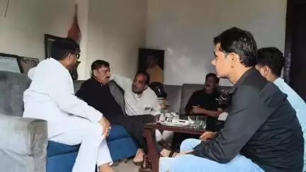 नौगावां सादात: नौगांवा के मोहल्ला फकरपुरा में भाजपा की बैठक का आयोजन, जिला पंचायत सदस्य ने गिनाई अपनी उपलब्धियां