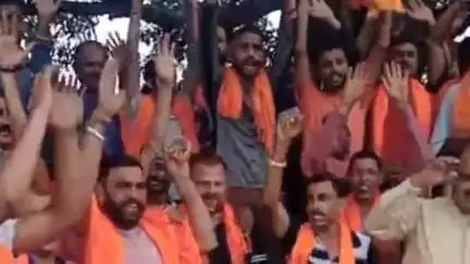 बंगाणा: बंगाणा से 68 शिव भक्तों का जत्था कांवड़ लेने रवाना, पूर्व विधायक दविंदर भुट्टो ने किया सम्मानित