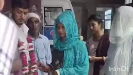 सोनीपत: खंदराई गांव में शादी में हुआ झगड़ा, दूल्हे की पिटाई, अस्पताल में हुई वरमाला