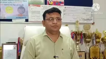 અમદાવાદ શહેર: અમદાવાદમાં NSUIએ RTEની બેઠક ભરવા બાબતે આવેદન આપતા DEOની પ્રતિક્રિયા