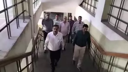 सोलन: सोलन में उचित खेल मैदान नहीं होने पर खेल प्रेमियों ने उपायुक्त को सौंपा ज्ञापन, उचित खेल मैदान बनाने की मांग की